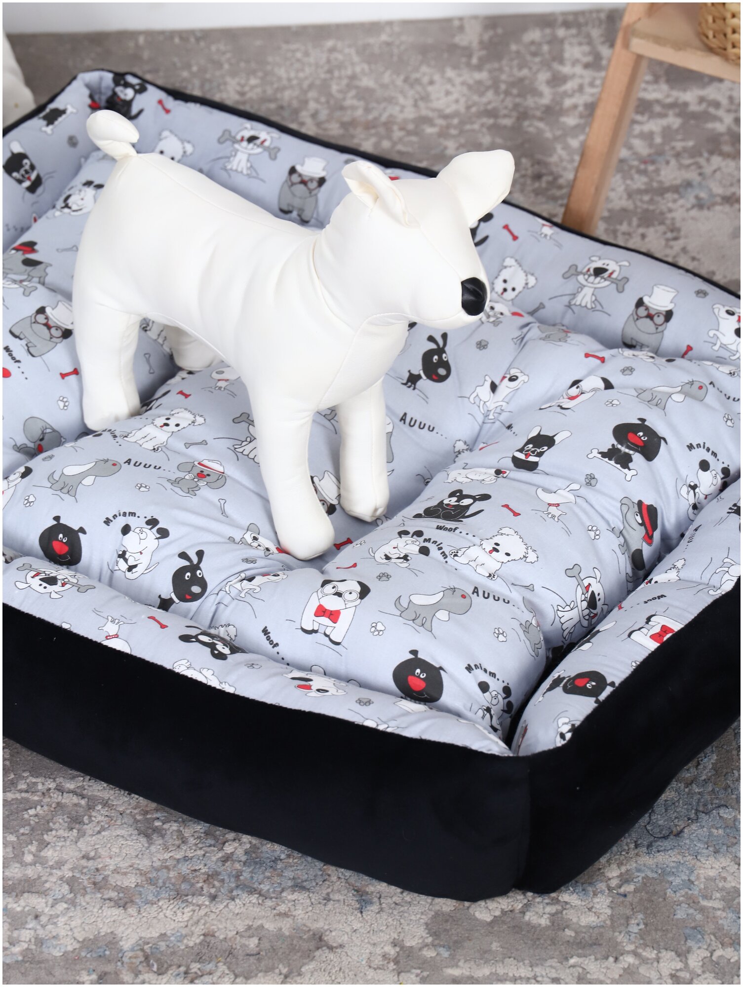 Лежак для кошек и собак. Прямоугольной формы. Черно-серого цвета. 80х65х10 см - фотография № 6