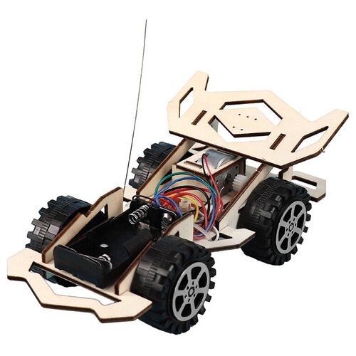 Деревянный конструктор с мотором Машина на управлении (задний привод)
