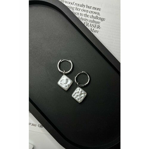 Серьги , серый