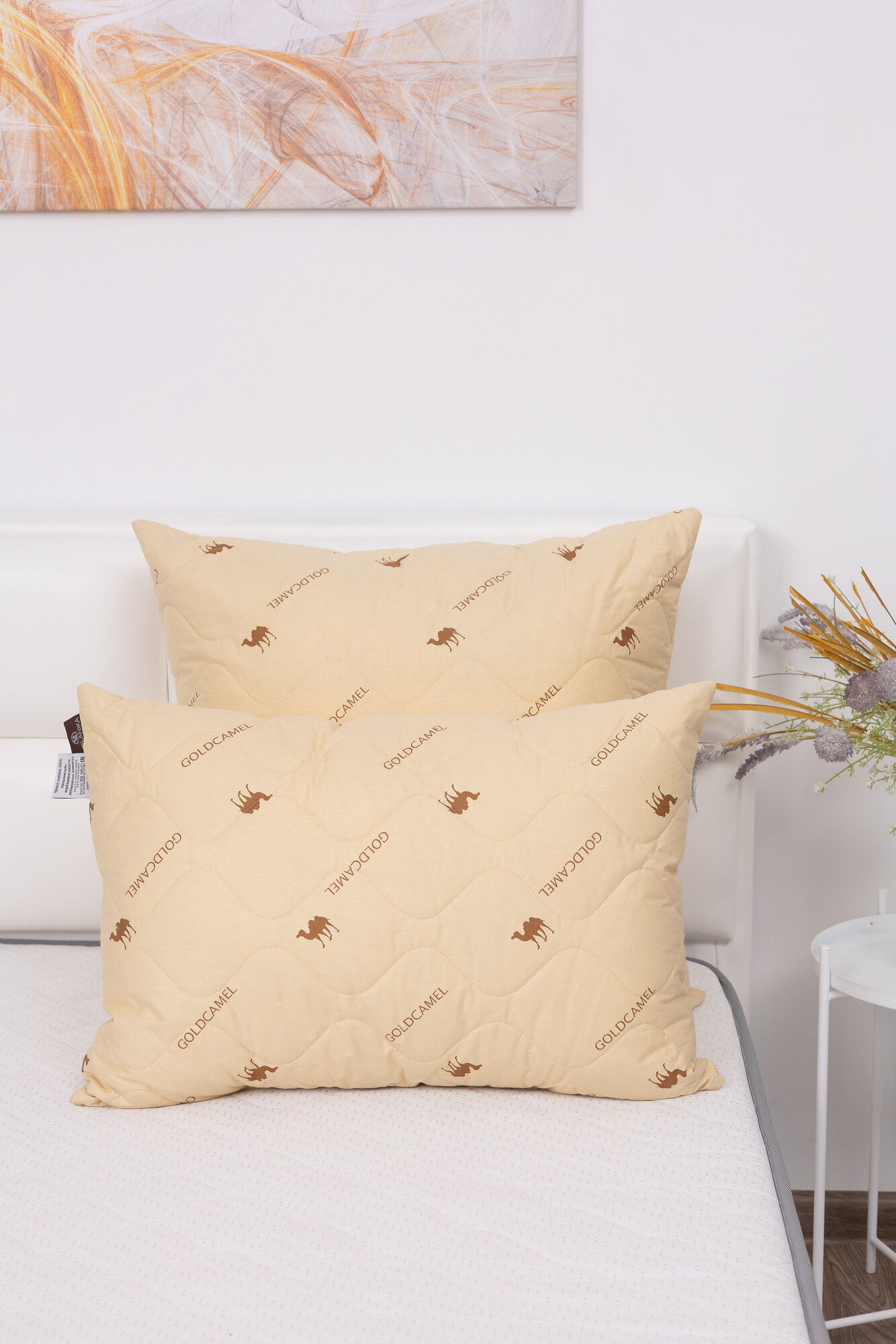 Подушка 50х70 для сна стеганая MILANIKA Премиум верблюжья шерсть — фото 1