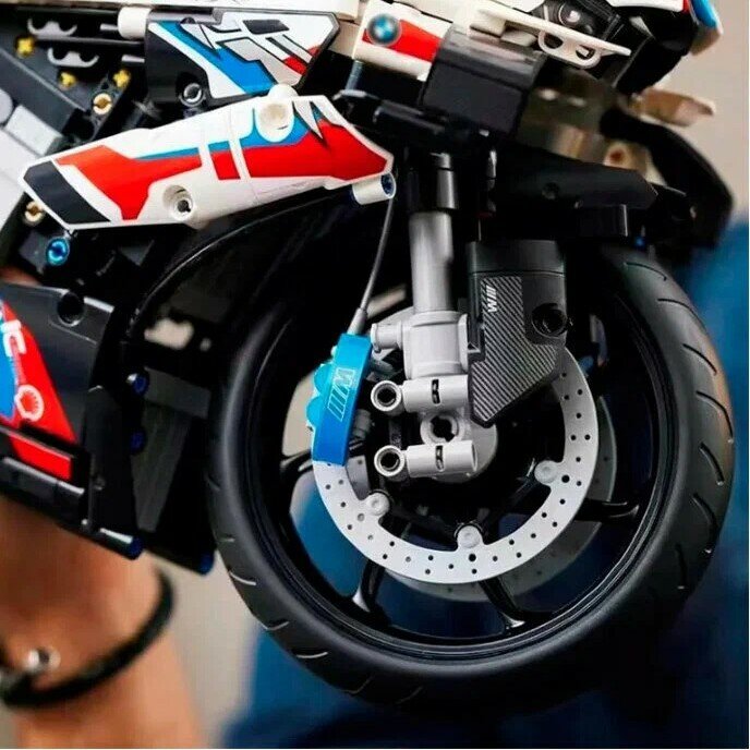 Конструктор Мотоцикл BMW M 1000 RR 1920 деталей, Развивающий конструктор для мальчиков — фото 1