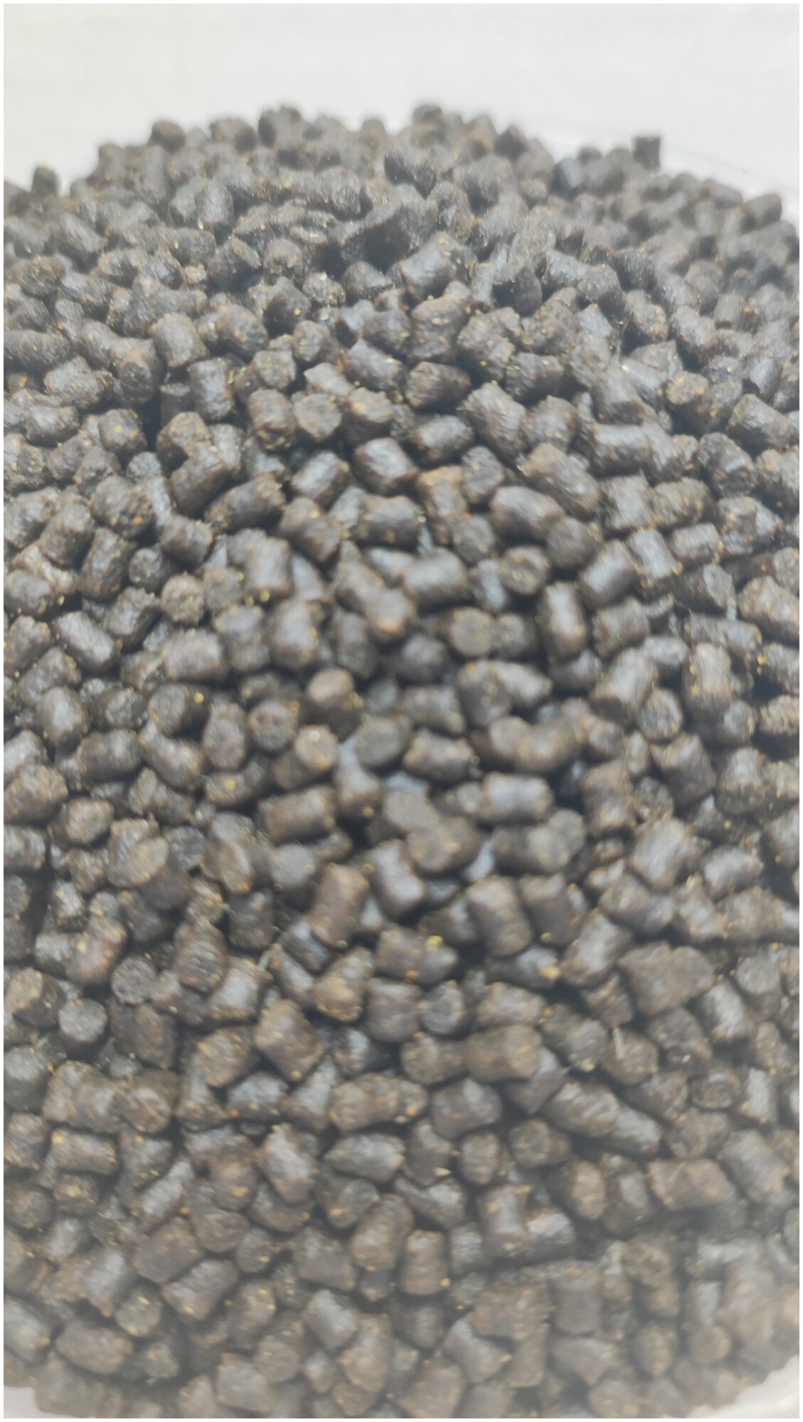 Тонущий корм для сомов и донных рыб Coppens Supreme-15, 3 мм, 1 литр - фотография № 4