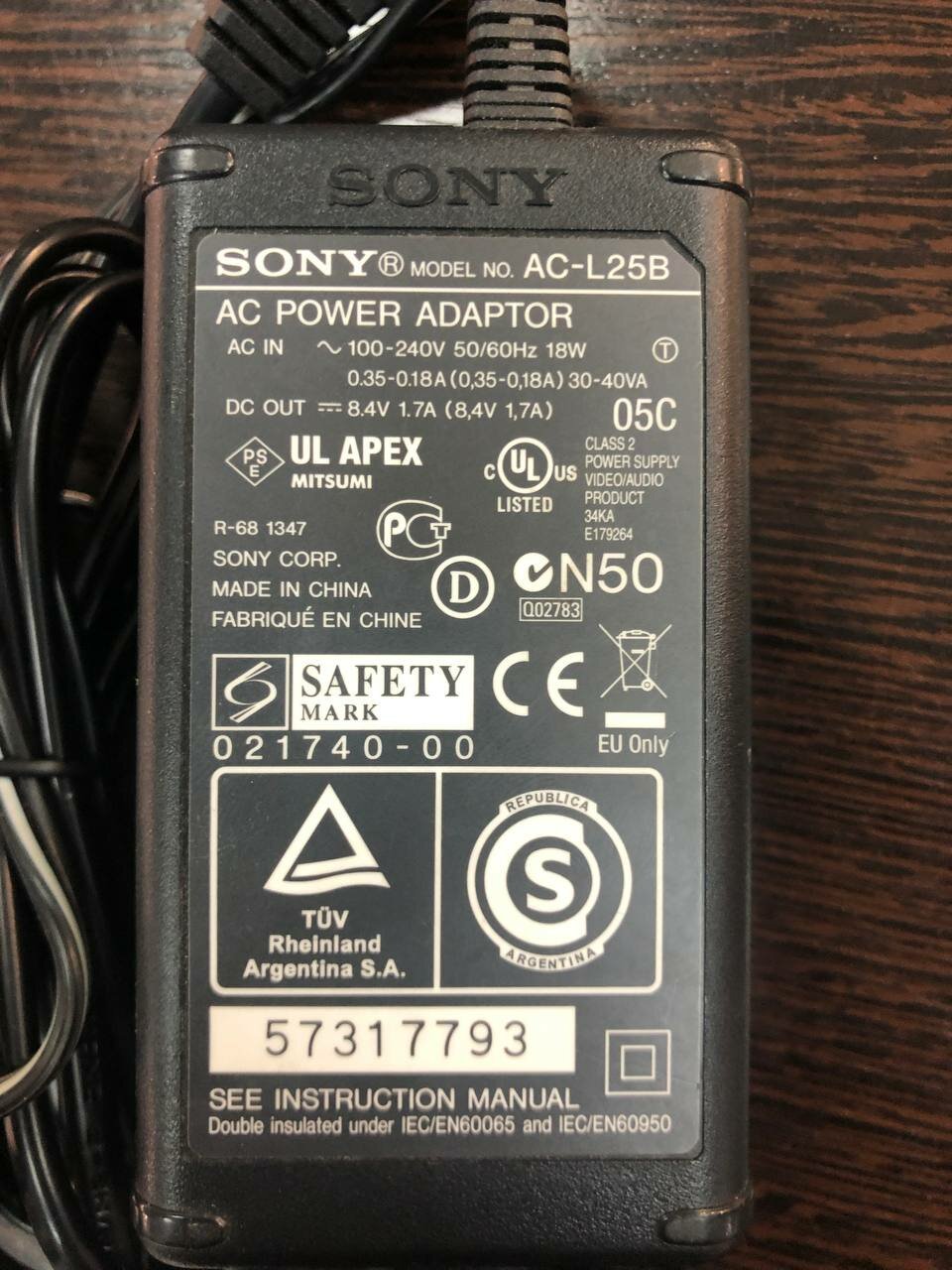 Сетевой адаптер Sony AC-L25 / AC-L25A / AC-L25B / AC-25