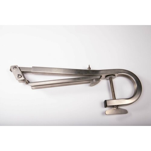 Крепление датчика эхолота LOWRANCE TRIPLSHOT на транец лодки ПВХ с НДНД, съемный изогнутый держатель