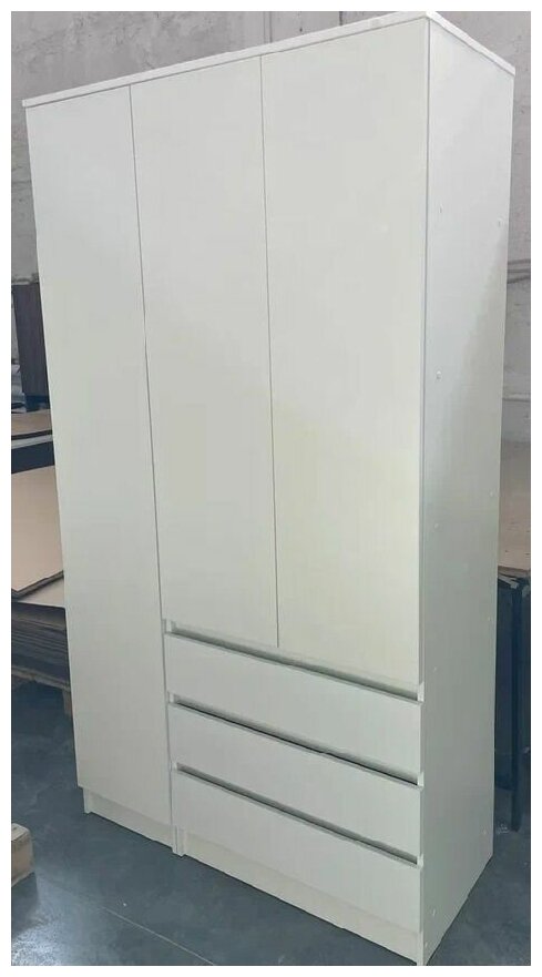 Шкаф белый 3х створчатый Мальм-2 1200/ НЕ икеа - фотография № 2