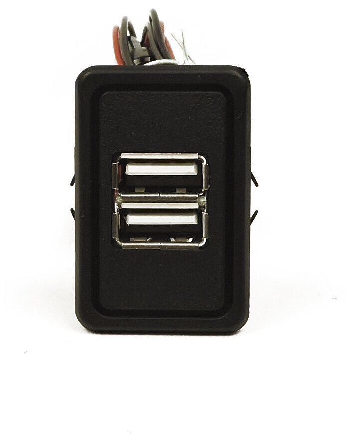USB зарядное устройство вместо кнопки в панель на два гнезда 3А (ампера) для Лада Нива 4х4 (ВАЗ 2121 21213 21214 2131)