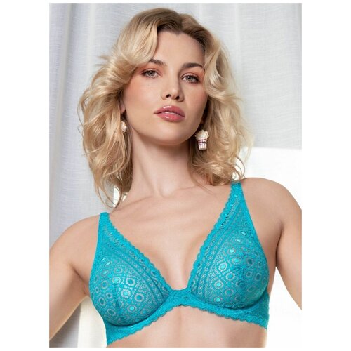 Бюстгальтер с мягкой чашкой из кружевного полотна