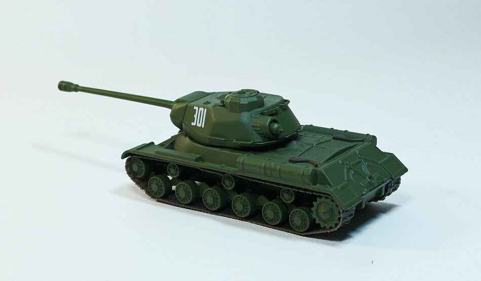 Масштабная модель 1/72, Тяжелый танк ИС-2 — фото 1