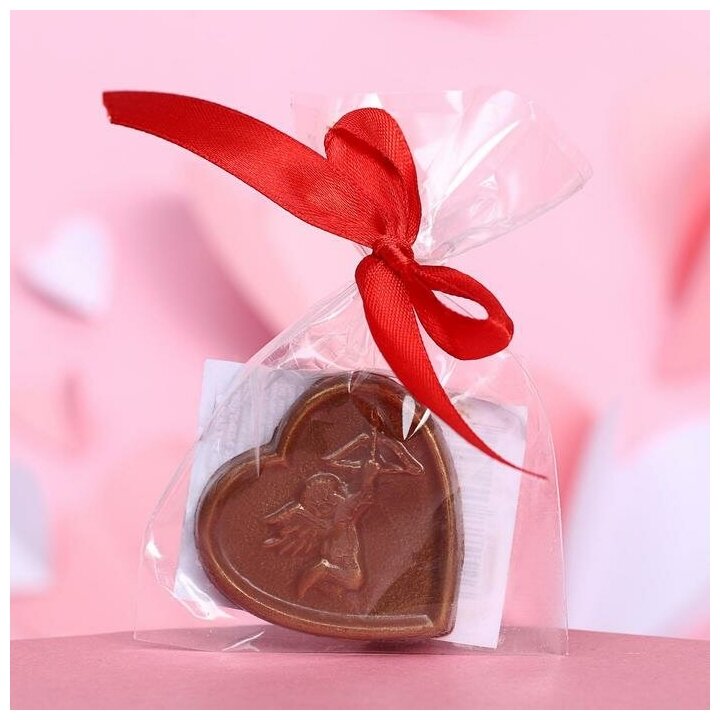 Шоколад фигурный «Сердечко с ангелочком», молочный, 7 г - фотография № 1