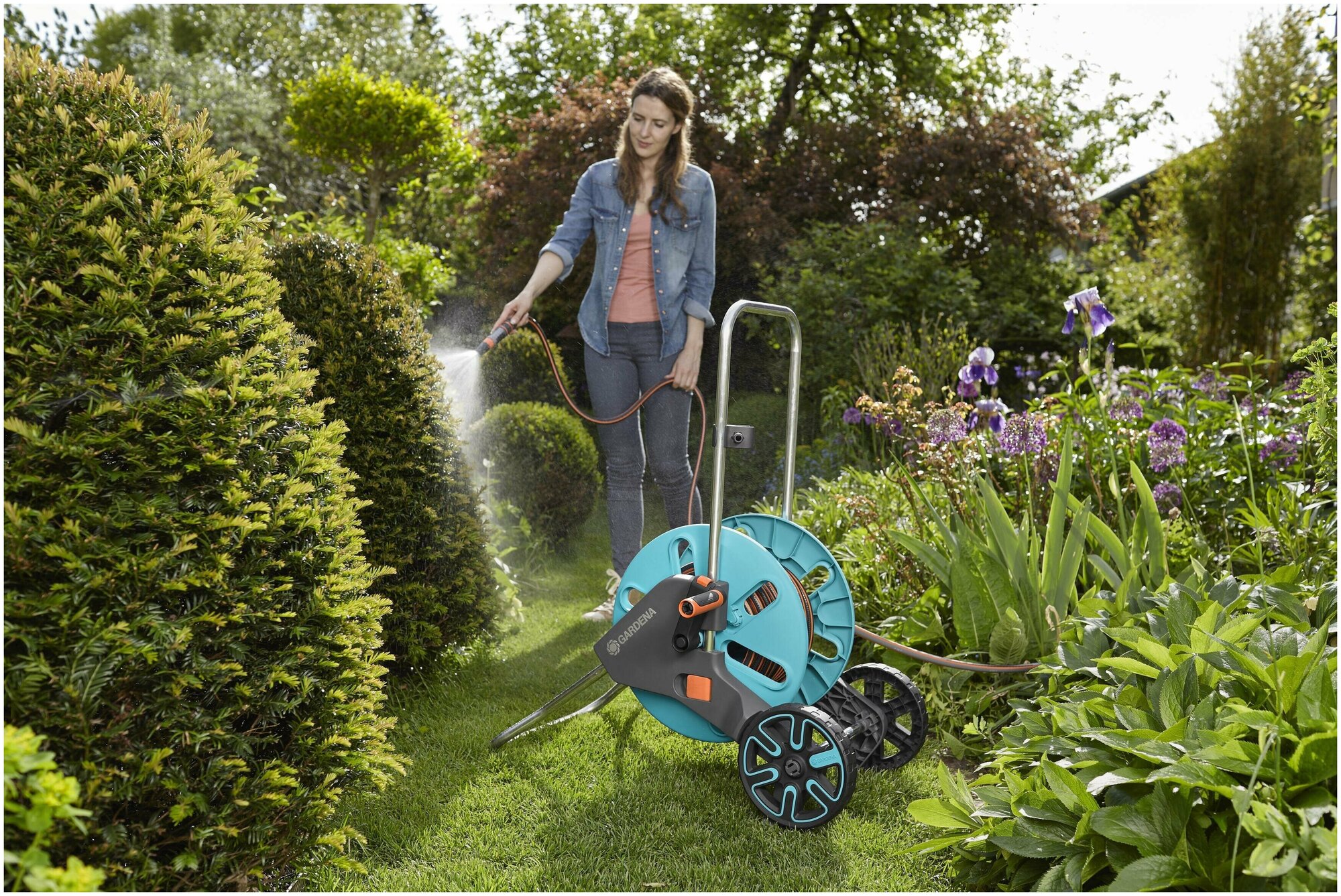 Тележка для шланга Gardena CleverRoll M голубой/серый шланг в компл. 20м (18513-20.000.00) - фото №12