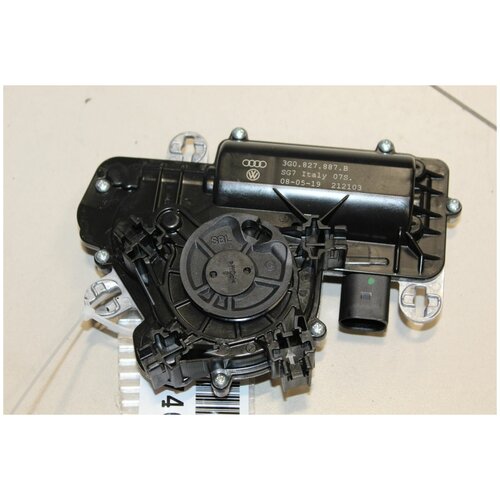 Автодоводчик двери багажника для Volkswagen Tiguan 2017- 3G0827887B 31950₽