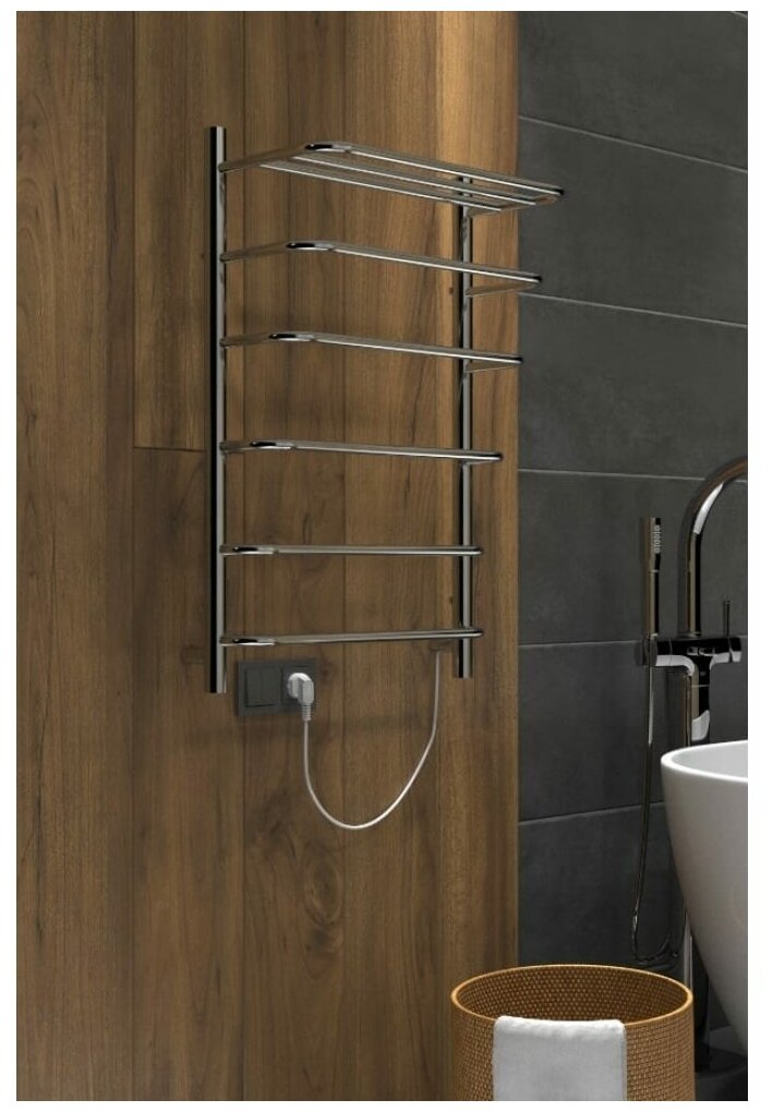 фото Полированный полотенцесушитель INDIGO Hit electro