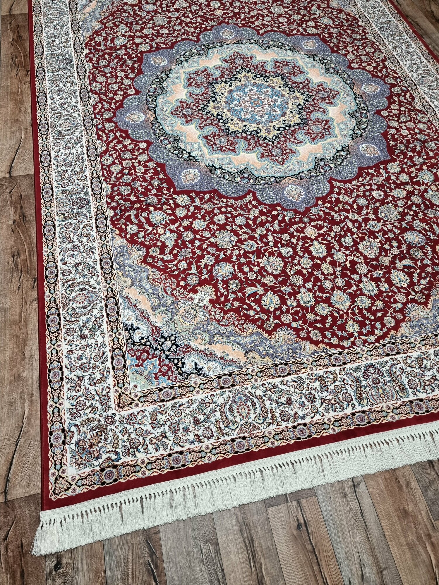 Персидский ковер Farrahi Carpet, Иран, размер 1.5х2.25 м