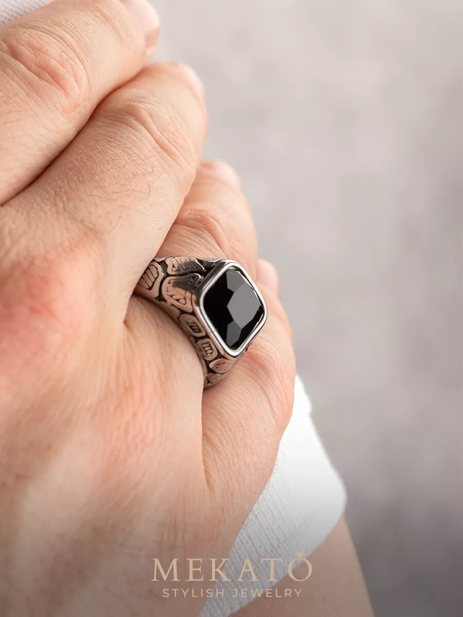 Печатка МЕКАТО, стекло, размер 23, серебряный, черный — фото 1