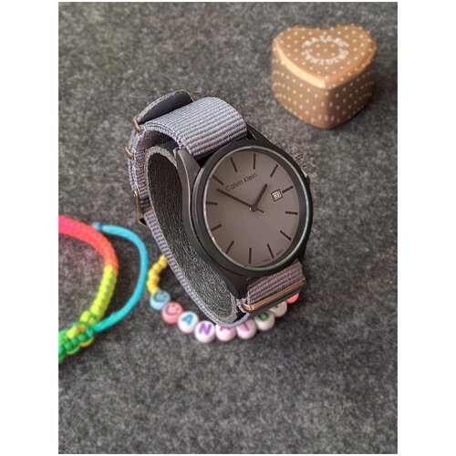 фото Наручные часы, серый nexplan