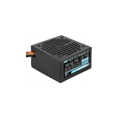 AeroCool Блок питания Aerocool 700W VX-700 PLUS 2444pin 120mm fan 3xSATA RTL 529000₽