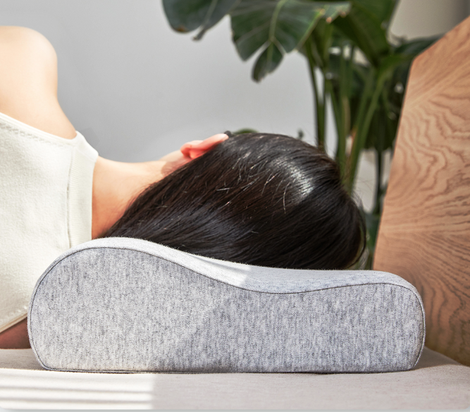 Ортопедическая подушка с эффектом памяти Xiaomi Mijia Neck Memory Pillow (500х300х100 мм) - фотография № 5