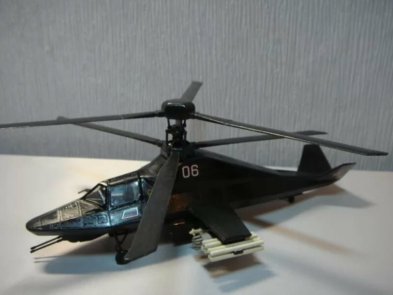 Сборная модель ZVEZDA Вертолет Ка-58 Черный призрак