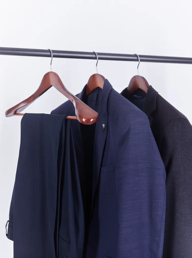 Вешалки-плечики деревянные широкие для одежды 45см, цвет темное дерево, комплект 3шт - фотография № 2