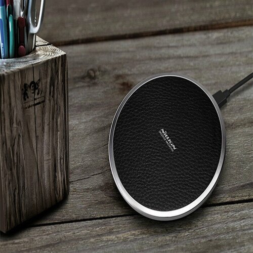 Беспроводная зарядка Nillkin Magic Disk 3 черный 313₽