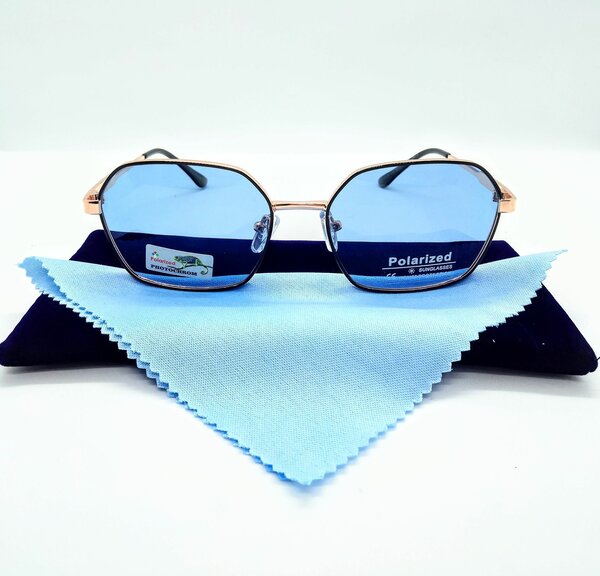 Солнцезащитные очки , квадратные, оправа: пластик, ударопрочные, поляризационные, с защитой от УФ, фотохромные