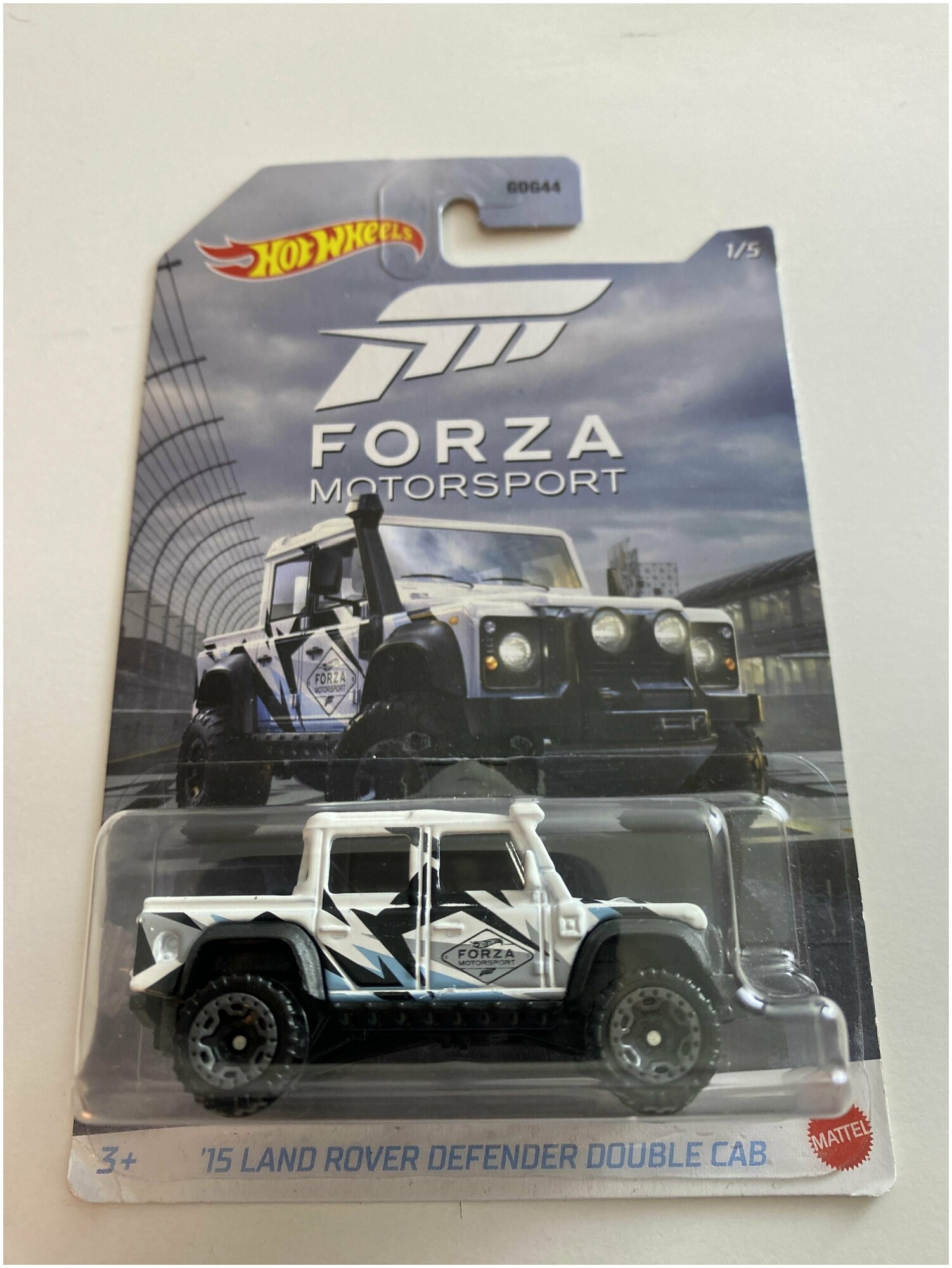 Hot Wheels Машинка Компьютерные игры 15’ Land Rover Defender Double Cab - фото №3