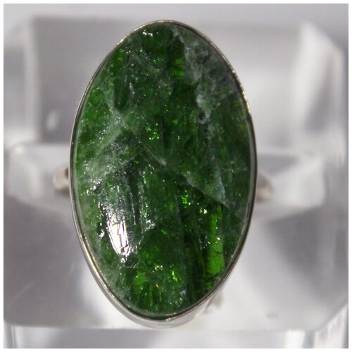 Кольцо True Stones, хромдиопсид, размер 18, зеленый