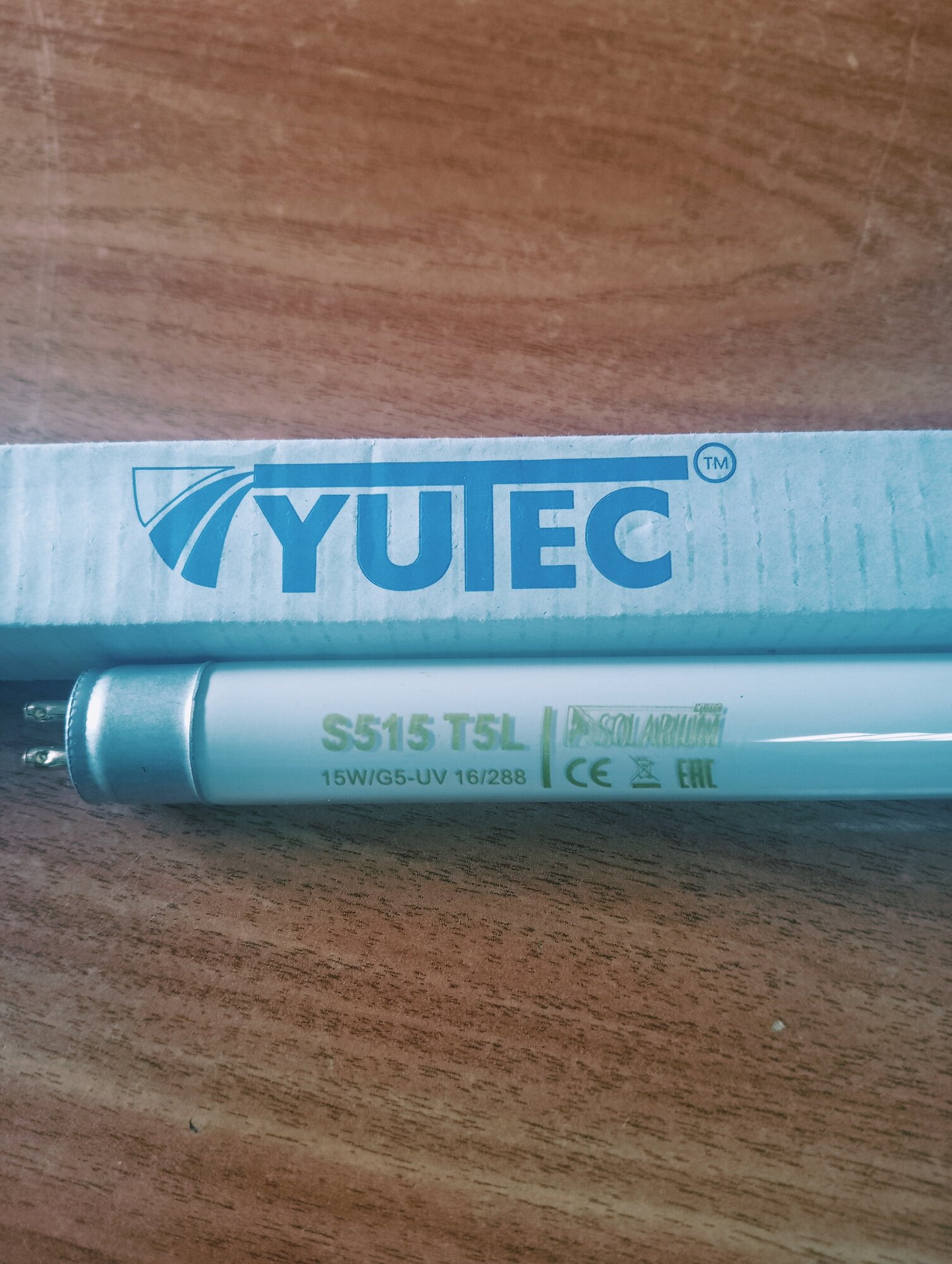 Лампа для Солярия YUTEC (15Вт)