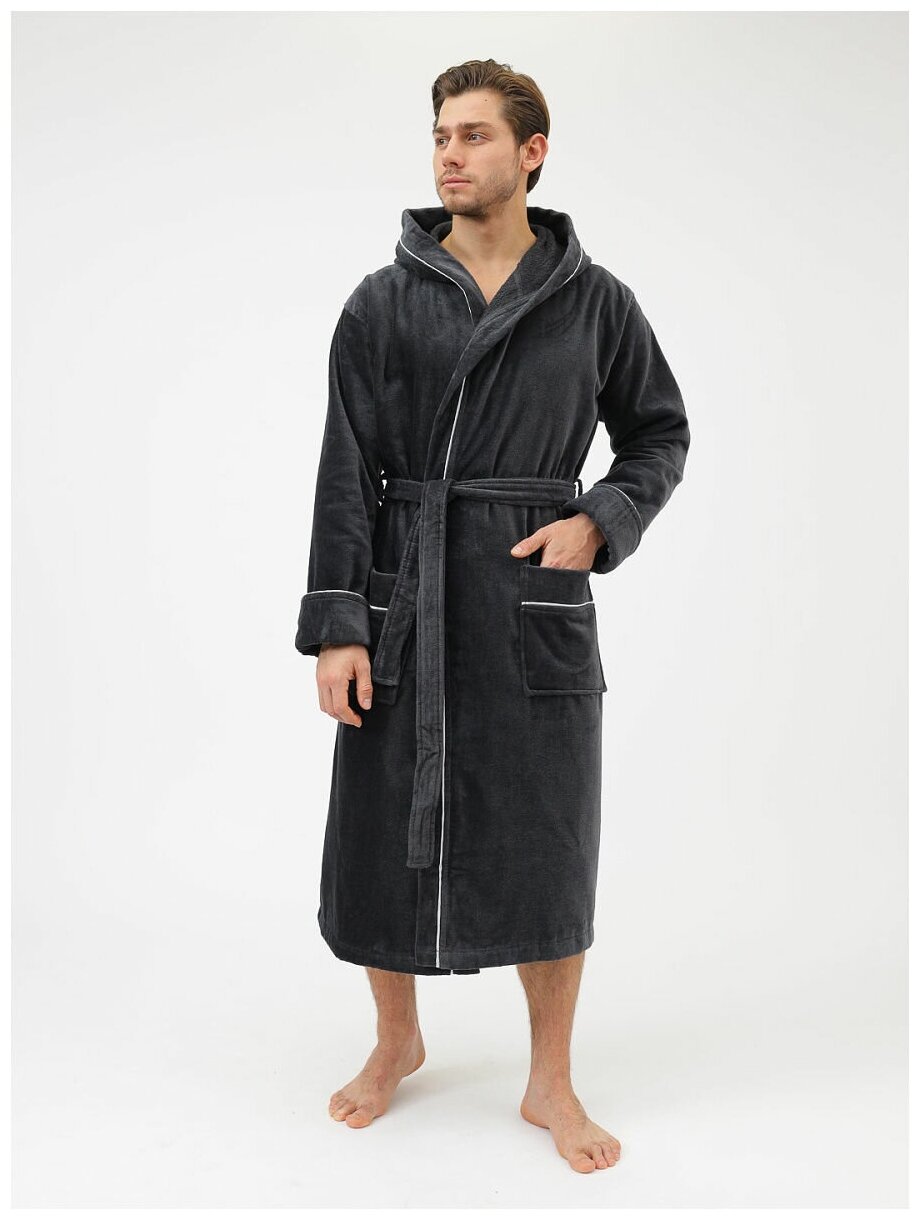 Махровый мужской банный халат с капюшоном и поясом. - фотография № 2