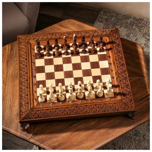 Шахматы ручной работы Гроссмейстер, глубокая резка, на ножках, 55х55 см, массив ореха, Армения handle brand шахматы ручной работы стандарт 30х16 см массив ореха армения