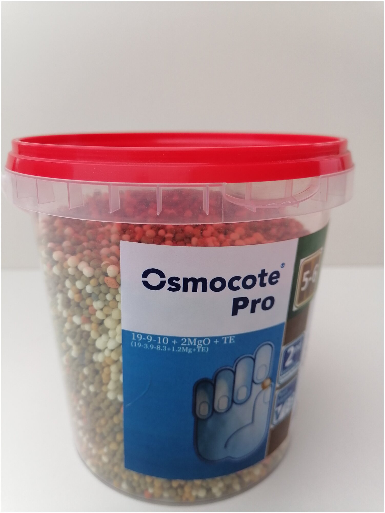 Осмокот Про (Osmocote), 5-6 мес., гранулированные удобрения пролонгированного действия, упаковка = 1кг (фасовка). - фотография № 4