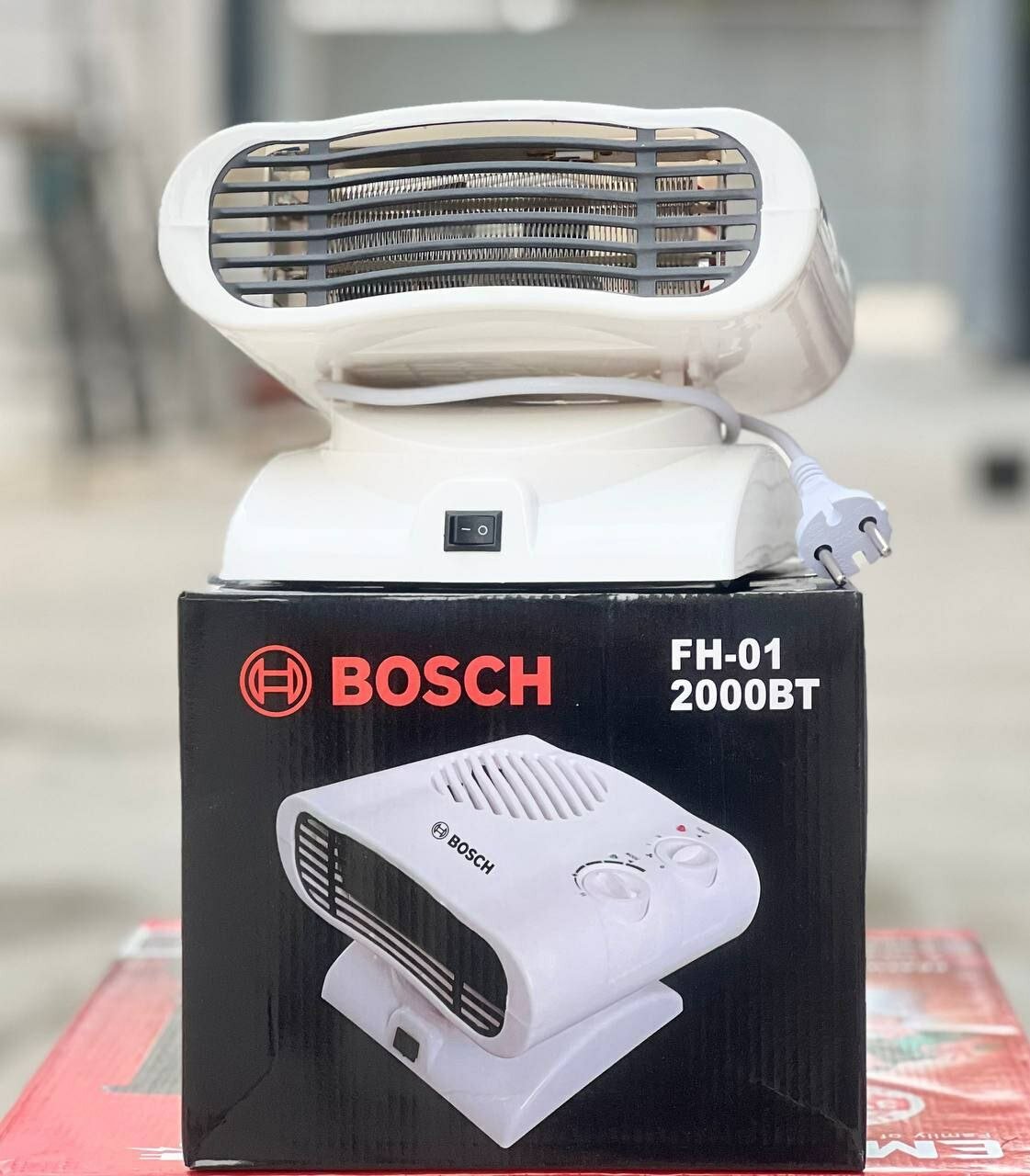 Обогреватель комнатный BOSCH FH-01, электронное управление, спиральный нагреватель, белый