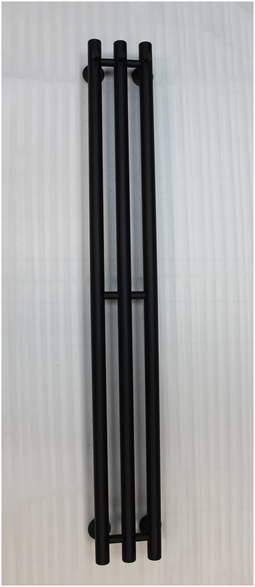 Полотенцесушитель электрический матовый Маргроид Inaro Р1200х120х60 черный, скрытый монтаж, с таймером, правое подключение, 3 крючка 120 см - фотография № 7