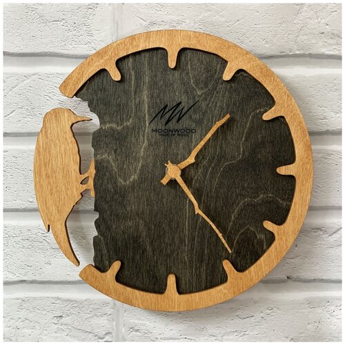 Настенные часы Moonwood 