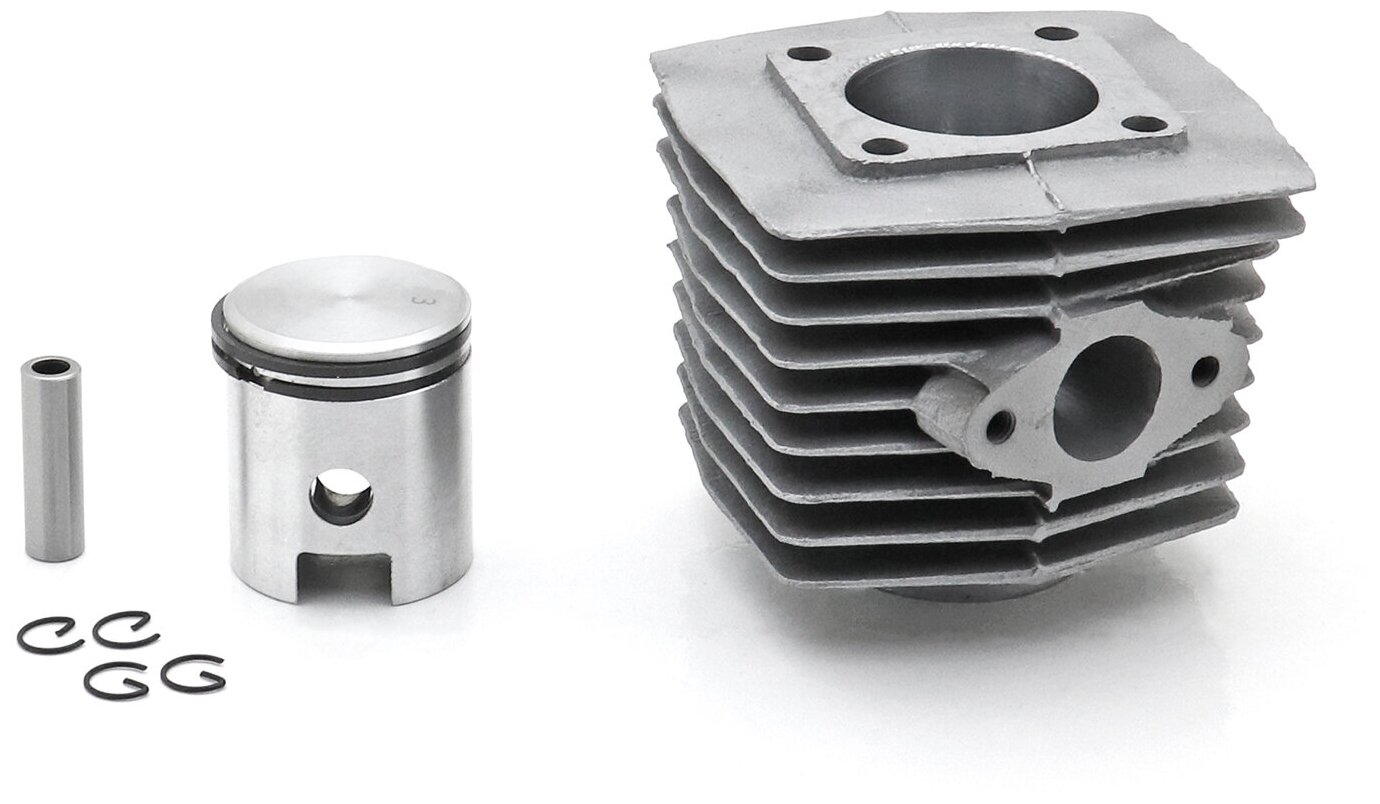 фото Цилиндро-поршневая группа F50 в сборе с поршнем, пальцем, кольцами(компл)(крепёжное расстояние под шпильки впуск. патрубка 40 мм)