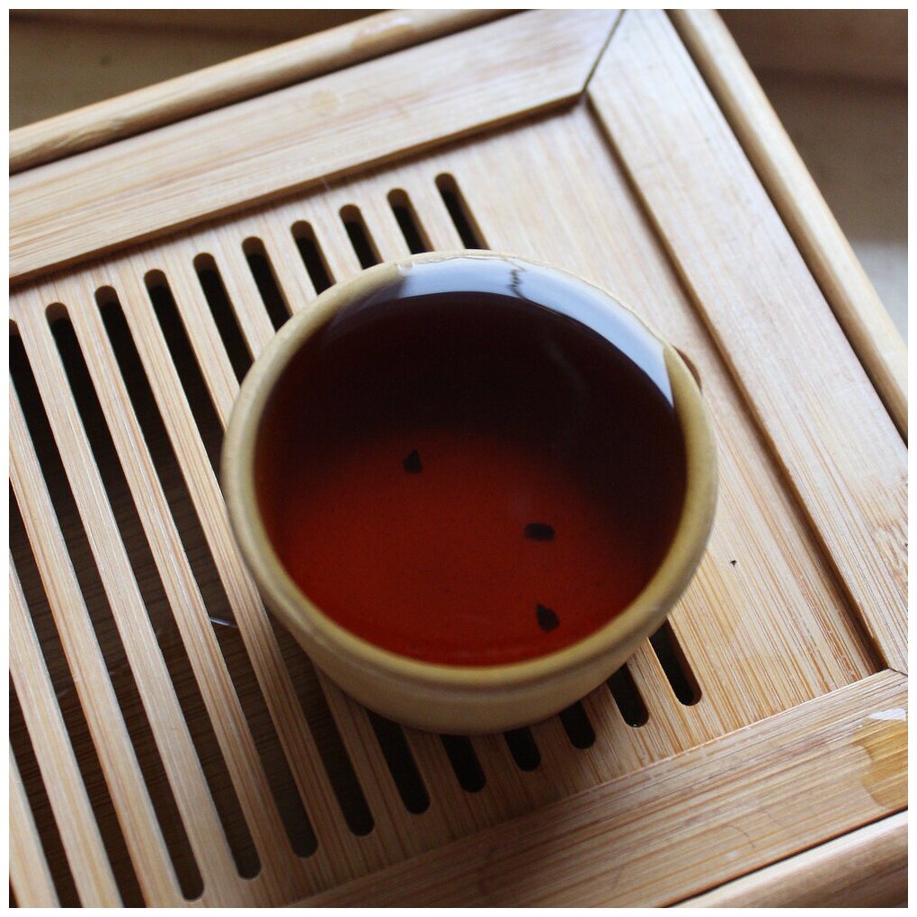 Шу Пуэр Вишневый чай с кусочками ягод спелой вишни 100 грамм