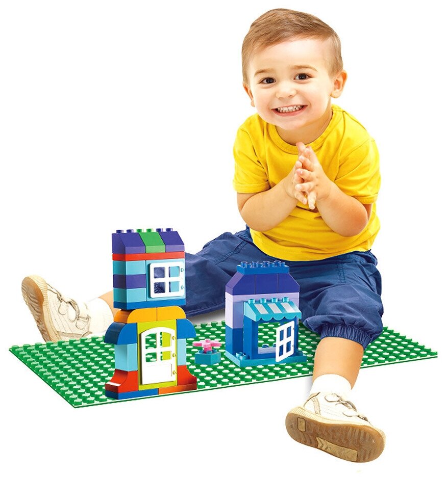 Стол для игры с конструктором и магнитной доской Pituso 70 элементов/ детский конструктор/ детский столик/ набор детской мебели/ игрушка в подарок мальчику и девочке