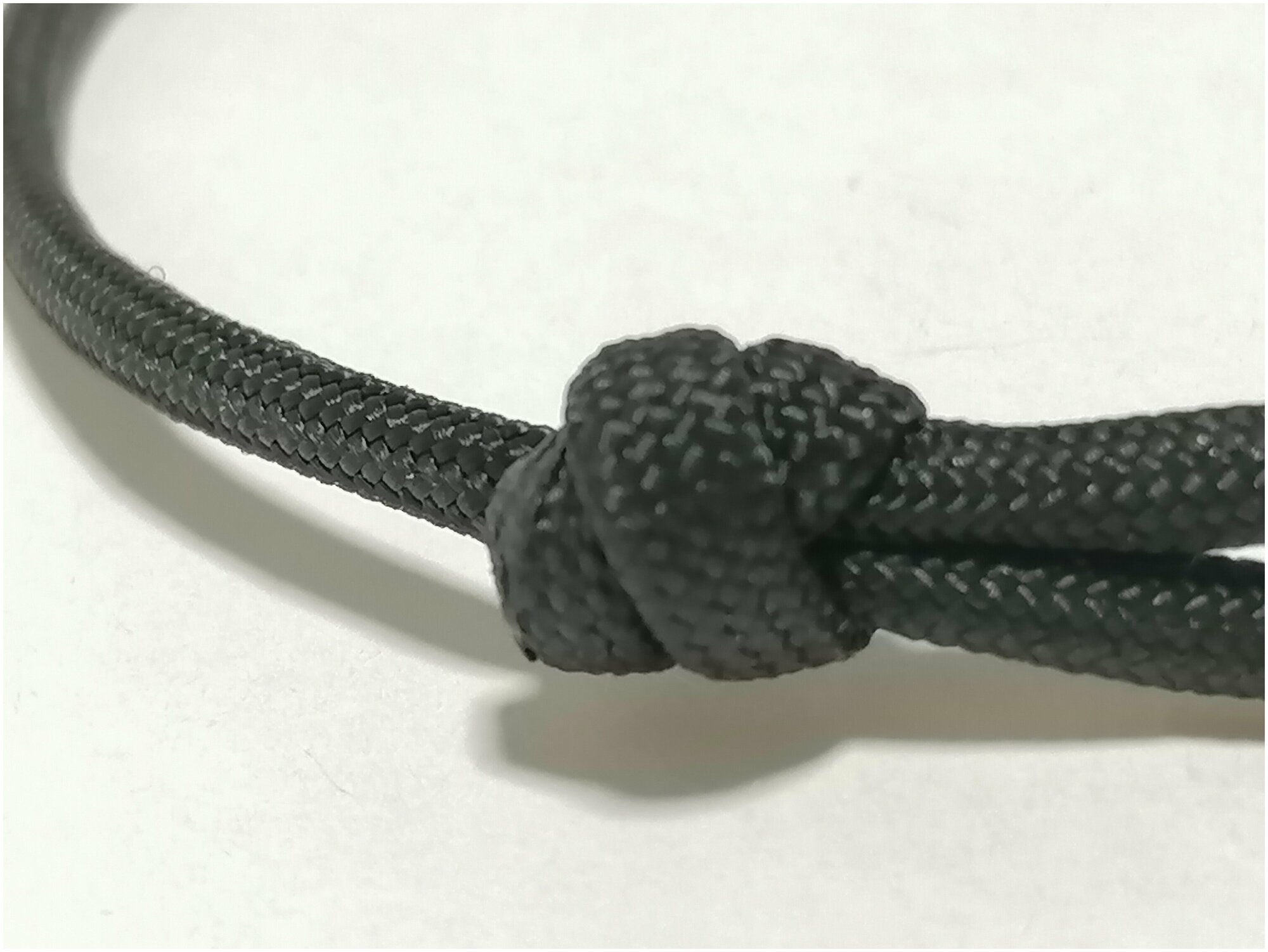 Шнурок для адресника, черный, размер M - 30-50 см - фотография № 3