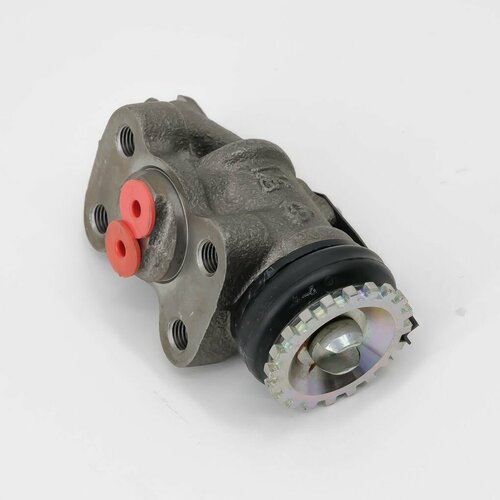 Рабочий тормозной цилиндр передний MAZDA TITAN 3050 диаметр 32 без прокачки левый MIYAKO 4180₽