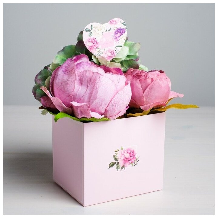 Коробка для цветов с топпером «Тебе с любовью» 11 х 12 х 10 см