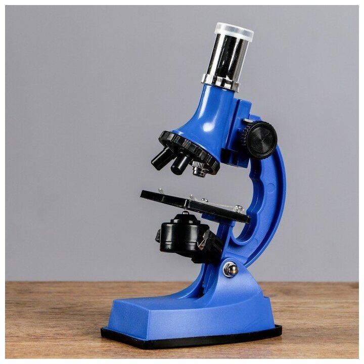 Микроскоп, кратность увеличения 600х, 300х, 100х, с подсветкой, 2АА, синий