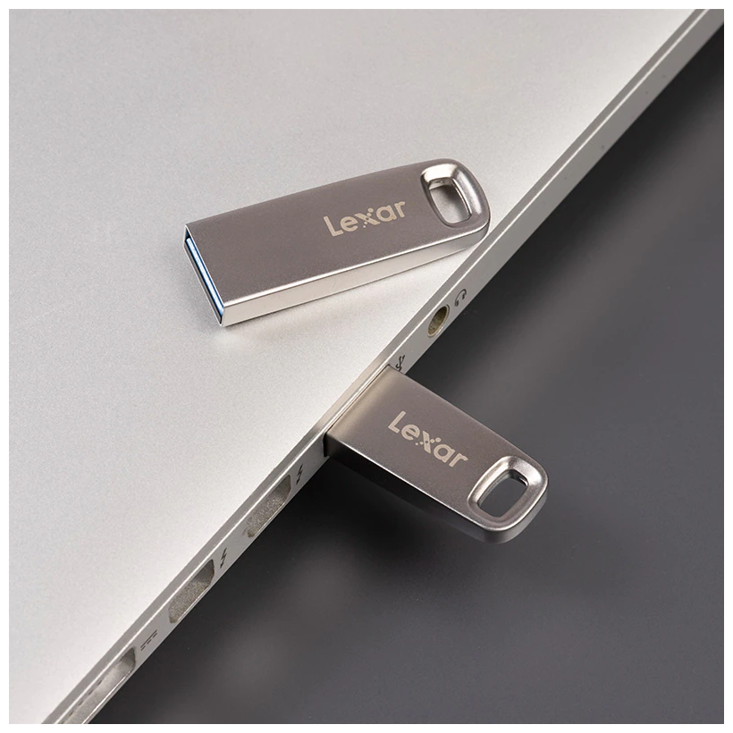 Флешка Lexar JumpDrive M45