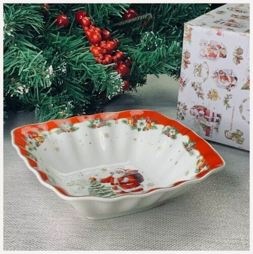 Изображение товара Квадратный салатник 18см новогодний Фарфор 205-314 118-205-314