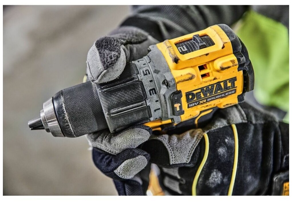 Аккумуляторная дрель-шуруповерт DeWalt DCD805NT ударная (без акк, без з/у) - фото №3