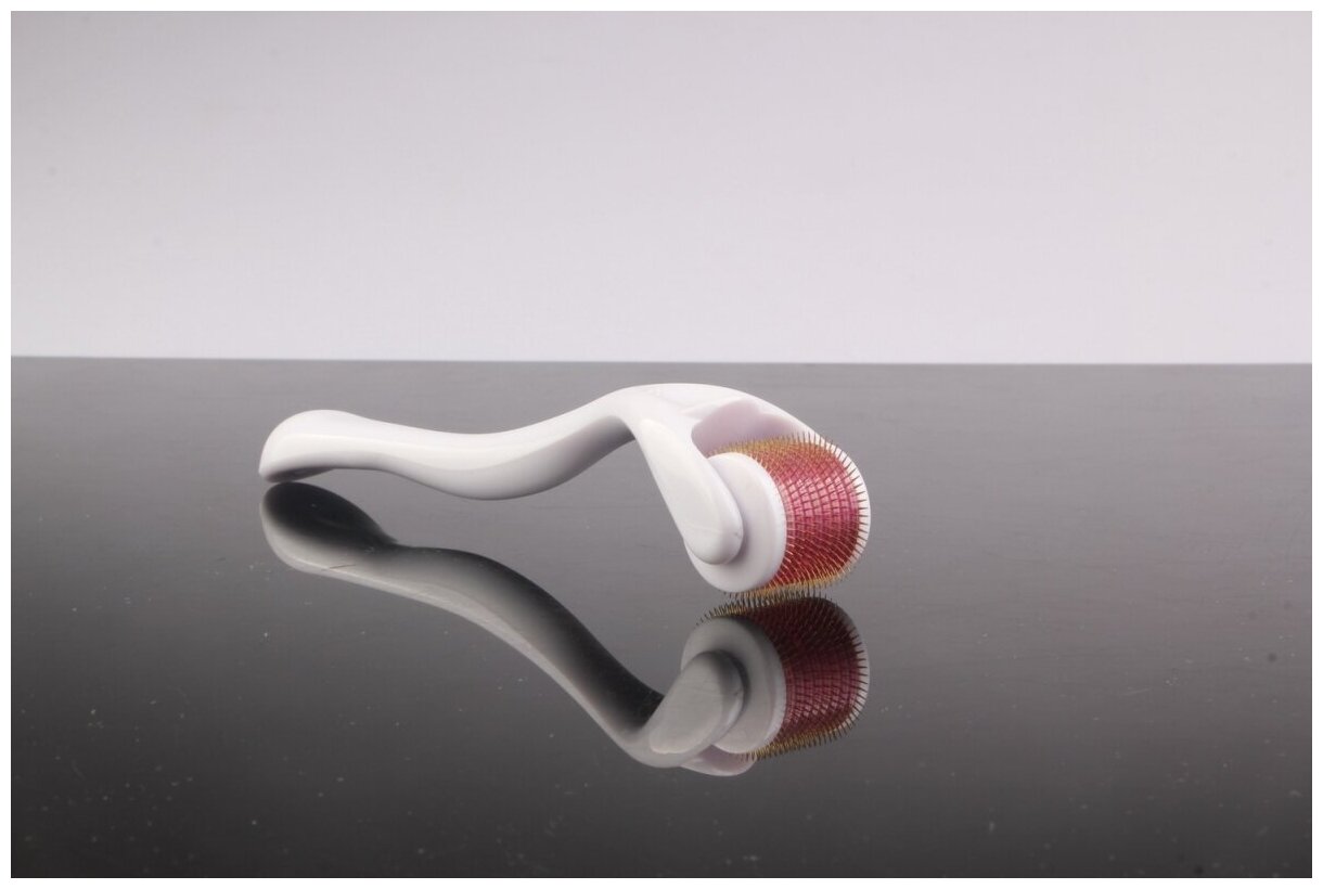 Игольчатый ролик для массажа (количество игл : 540 размер игл: 0,5 мм) - фотография № 1