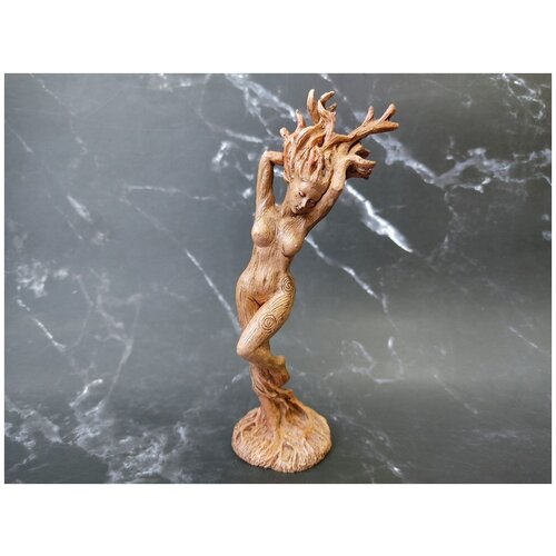 Статуэтка Девицы / Дитя леса / Игра престолов / дерево