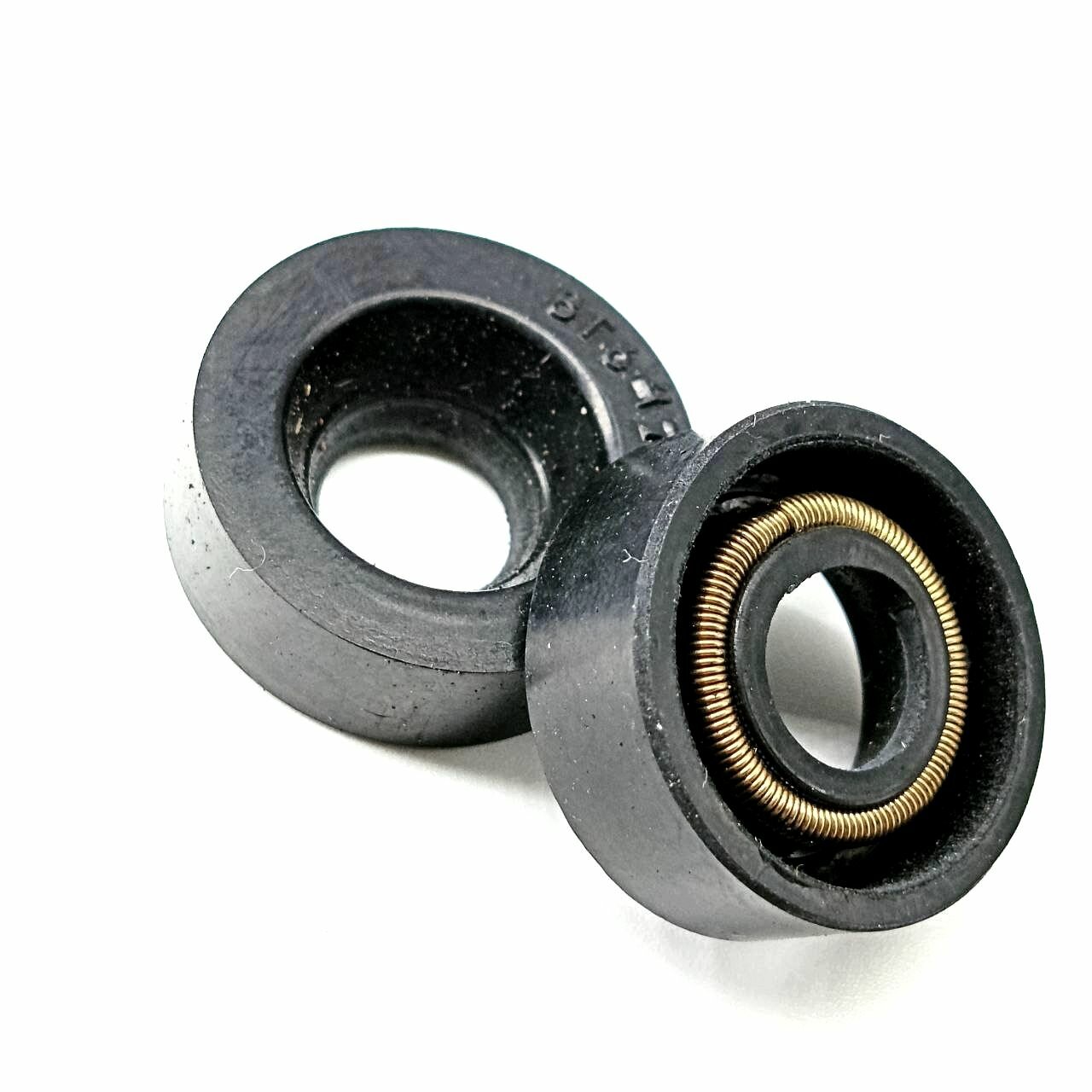 фото Сальник насоса Агидель и "Агидель-М", комплект из 2шт. 22х10х8 мм, 8Г6477005