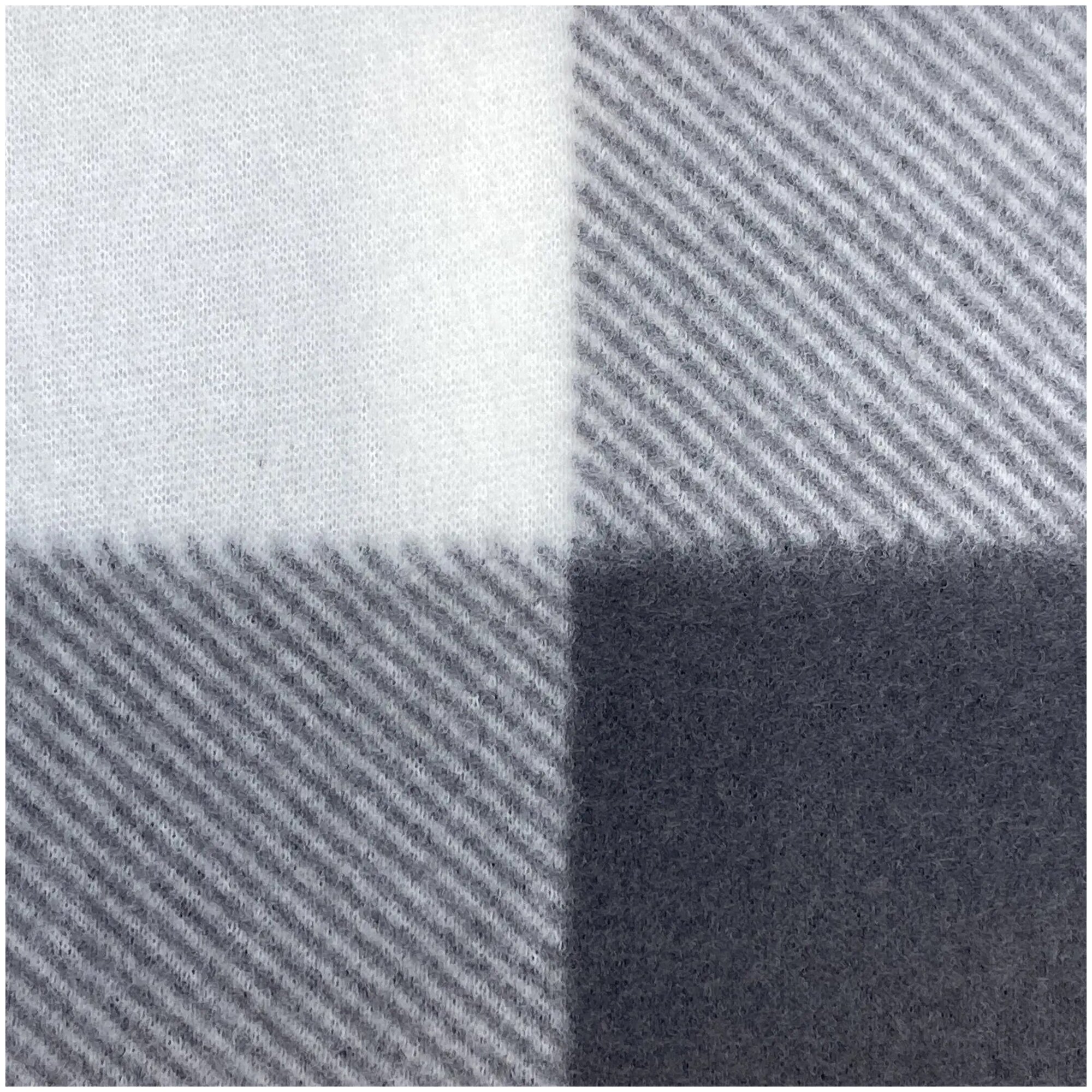 Плед 130x170 см флис цвет серый - фотография № 3