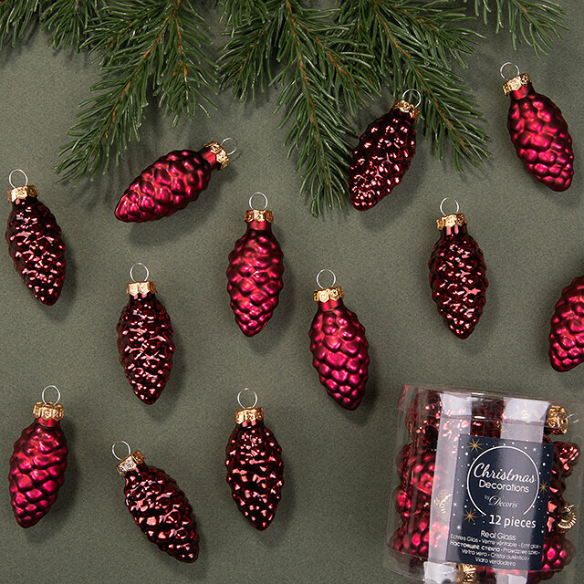 Набор стеклянных елочных игрушек Шишки 6 см бордовый mix 12 шт Winter Deco 1001403
