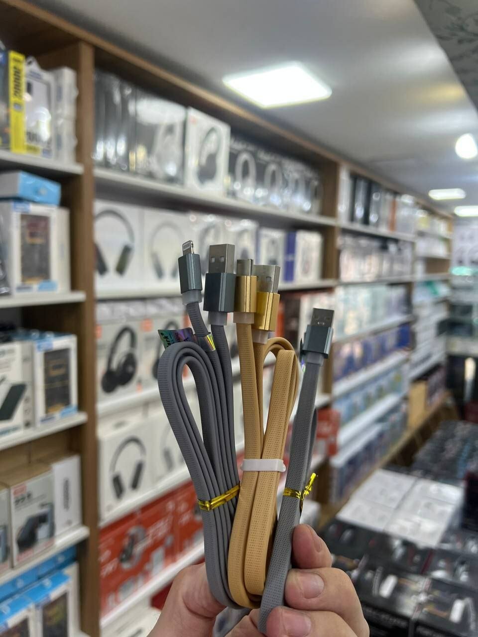 USB кабель BASEUS CADH000401 100W Glimmer, USB-A на Type-C, быстрая зарядка, 1м — фото 1